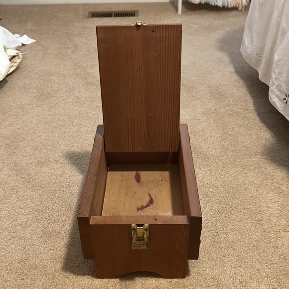 vintage shoe shine box with brushes over 50 years old - Picture 4 of 13
